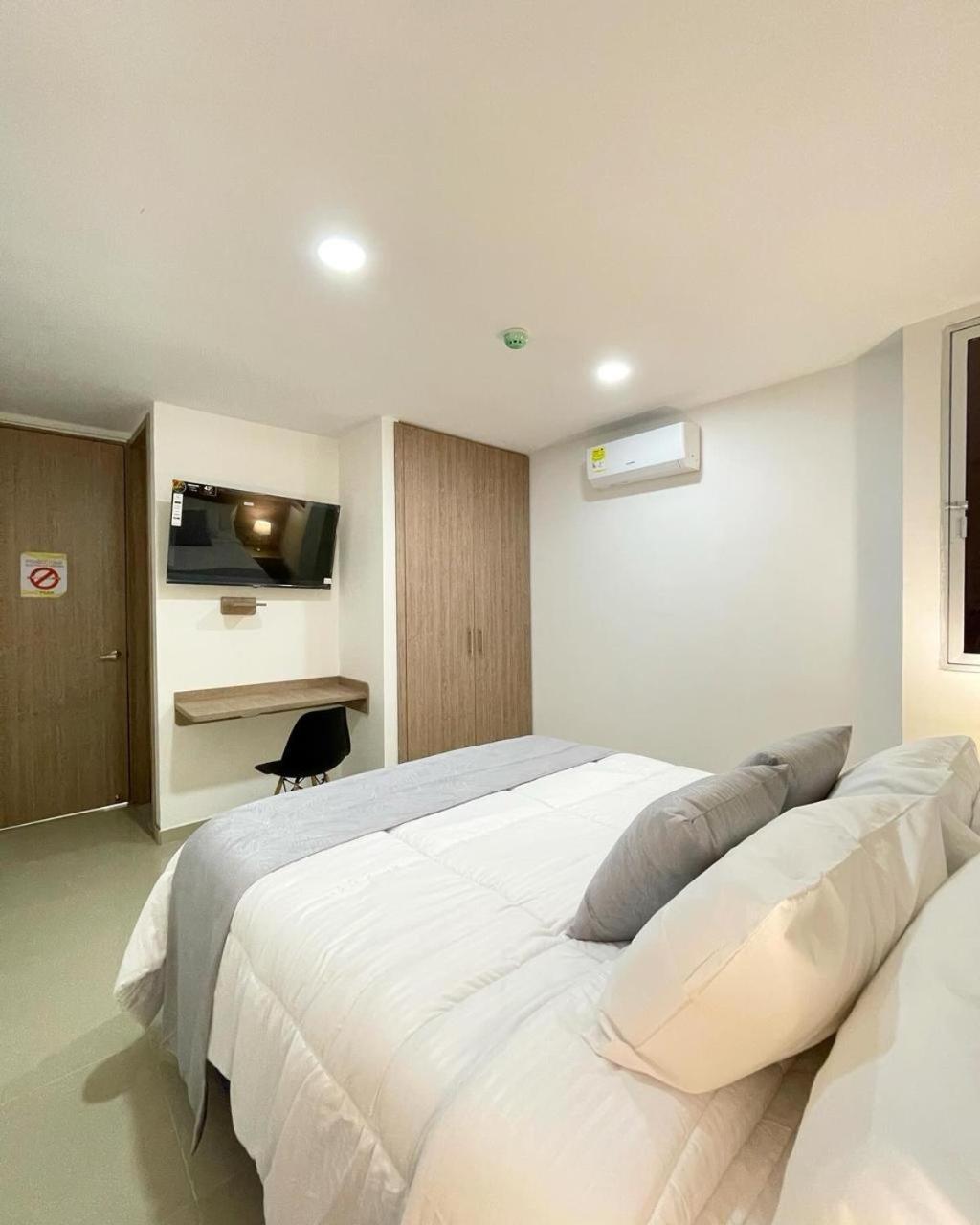 Hotel Olam Deluxe บาเยดูปาร์ ภายนอก รูปภาพ